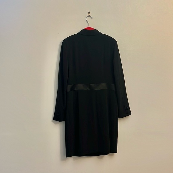 Lauren Ralph Lauren Crepe Long-Sleeve Cocktail Dress - Picture 10 of 17